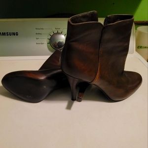 Womens booties (boots)